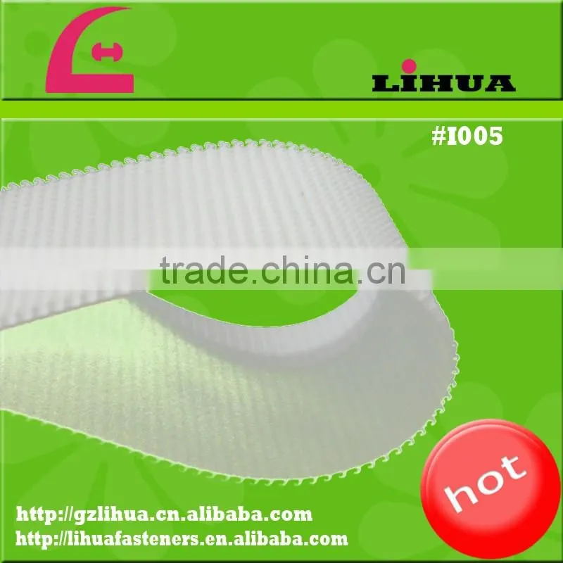Guangzhou manufacturers supply color transparent nylon plastic hook
