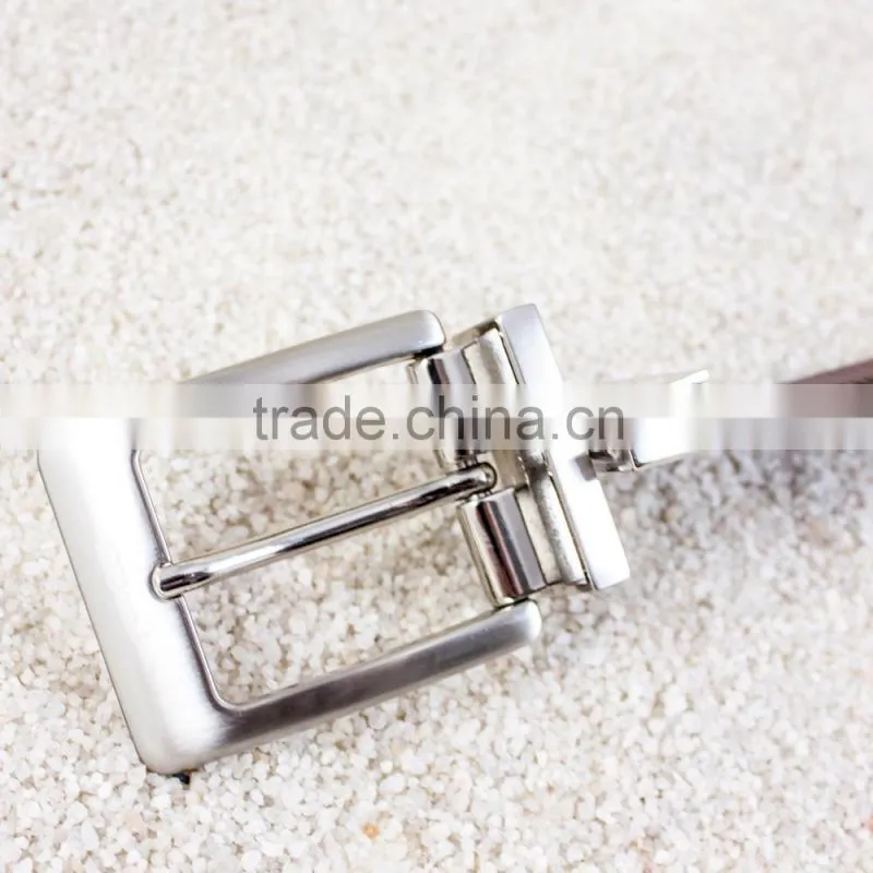 Reversible buckle cowhide leather belt