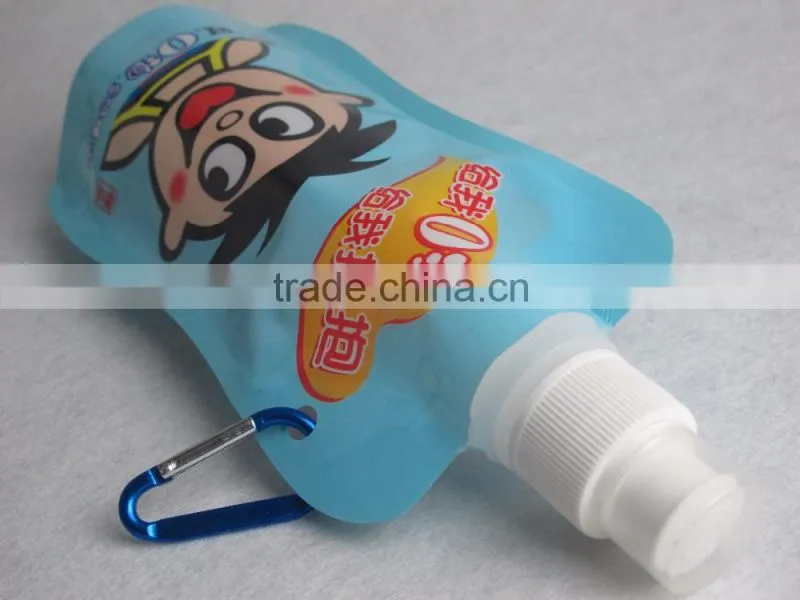 Gourd shape plastic water bottle/new design water bottle