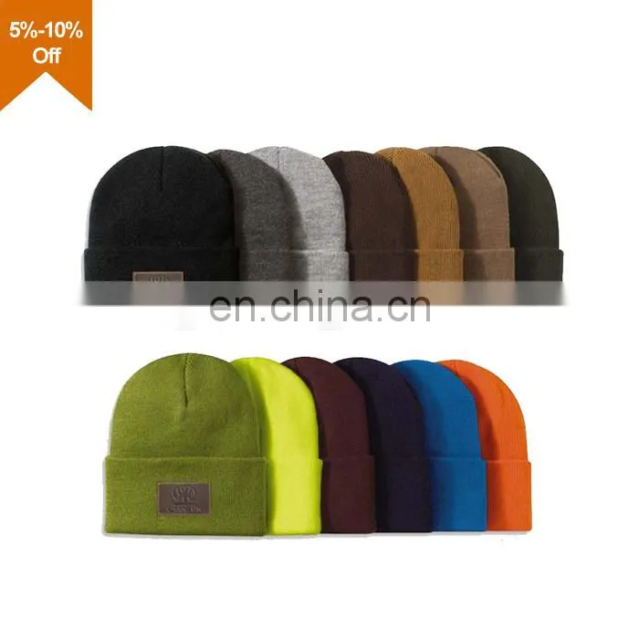 Qianzun black and maroon mixed yarn beanie hat