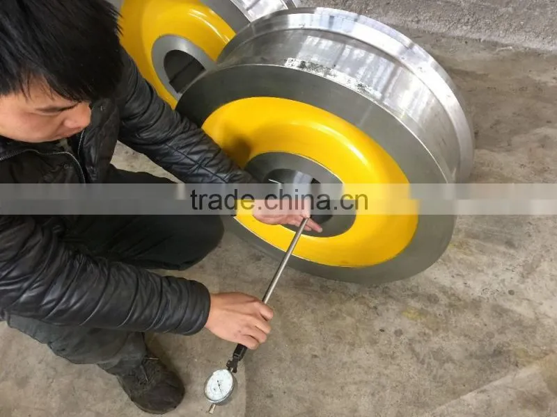 Heavy rail motor trolley wheels