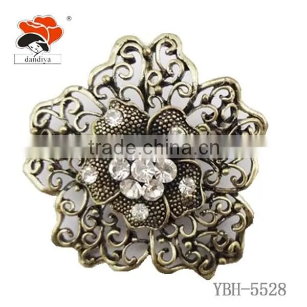 Factory Novelty Flower Shape Custom Cute Design New Korea for Women Jewelry Brooch