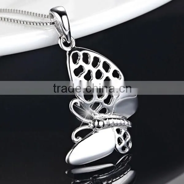 Fashion pendants in korea brass wholesale flying butterfly pendants