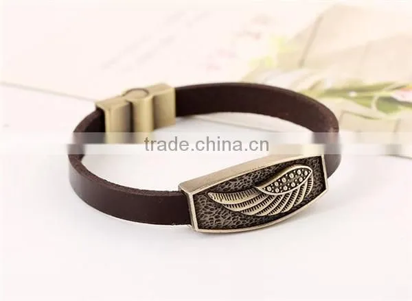 Fashion alloy cowhide leather bracelet,wing embossed leather charm bracelet