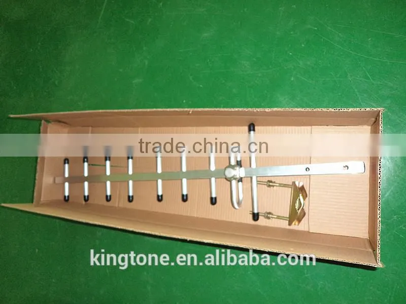 cheap antenna 12dBi gsm 900 Yagi Antenna (806-960 MHz)