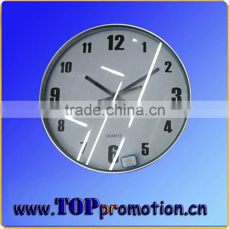 plastic round wall clock 16112938