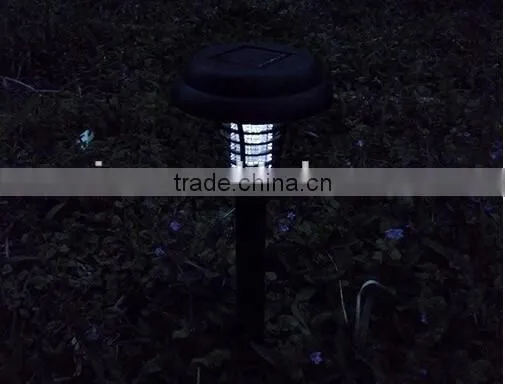hot selling pest repeller!Easy to use IP65 Solar UV Pest Trap Zapper for Garden/farm Outdoor Mosquito Flying Insect