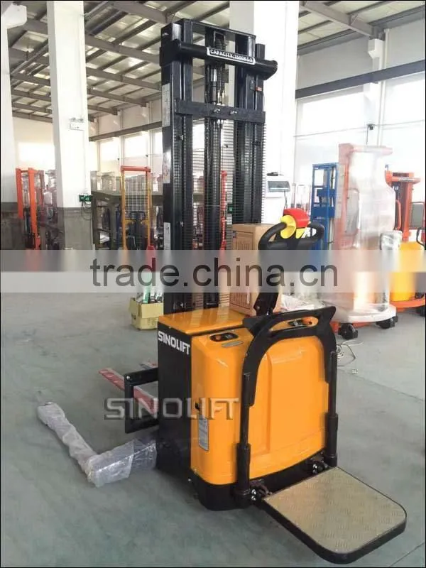 CDD-A-W Straddle Leg Hi-lift Full Electric Stacker