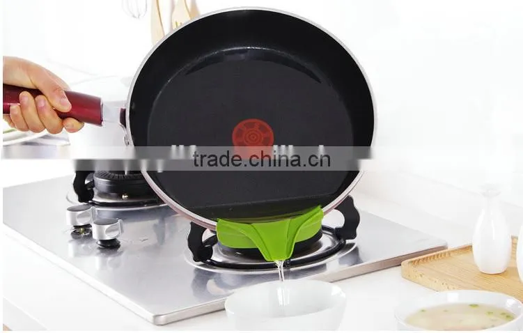 New design Anti Leakage Kitchen Pot Round Deflector Edge Liquid Silicone Deflector
