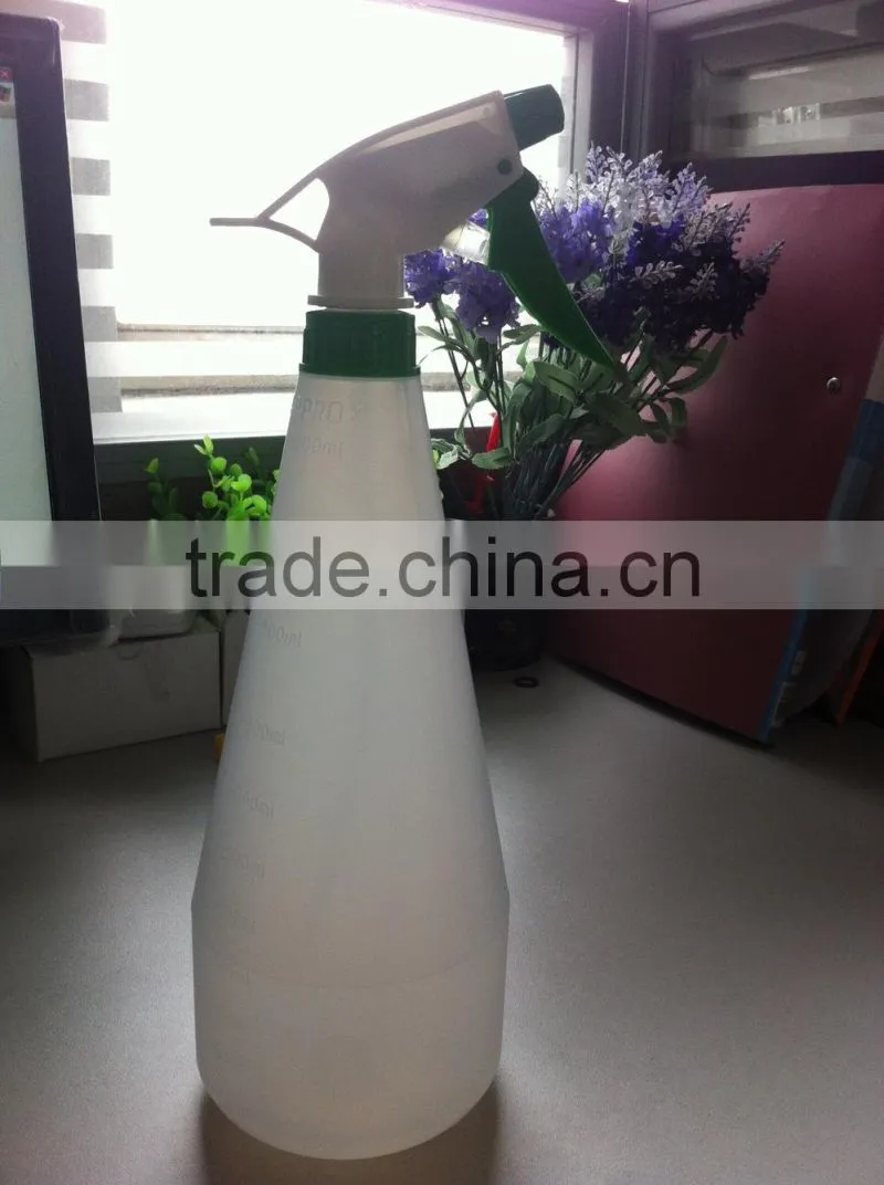 iLOT 1000 ml Resistant Plastic material bottles spray, Garden Spray Bottle with Trigger