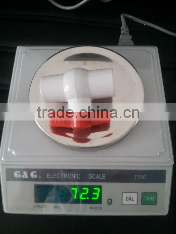 white pvc ball valve dn20 with female thread