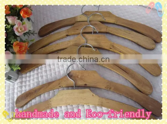 Hotsale high quality Wholesale colored wooden cloth hanger