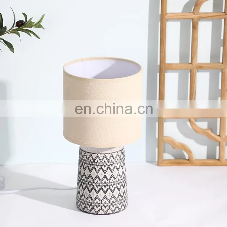 Unique pattern design vintage ceramic night light cheap bedroom porcelain lamp for hotel decor