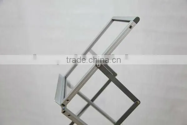 Aluminum catalogue shelf