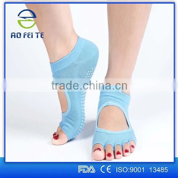 5-Toe Yoga Socks for Exercise, Pilates & Workout