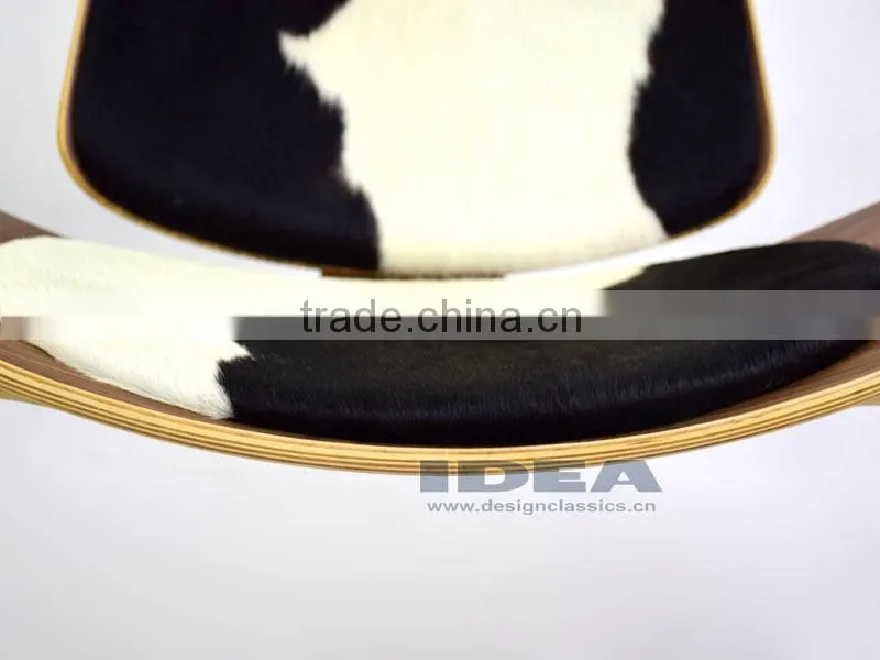 Replica Hans Wegner Lounge Chair - Walnut Shell/ Pony Skin