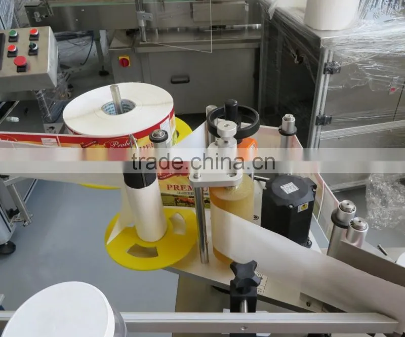 Automatic Oil Round Bottle Labeling Machine