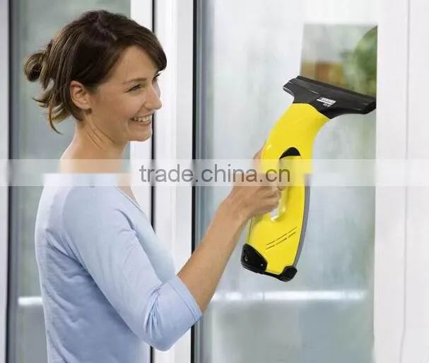 Plastic Window Vacuum Cleaner With Spray Bottle