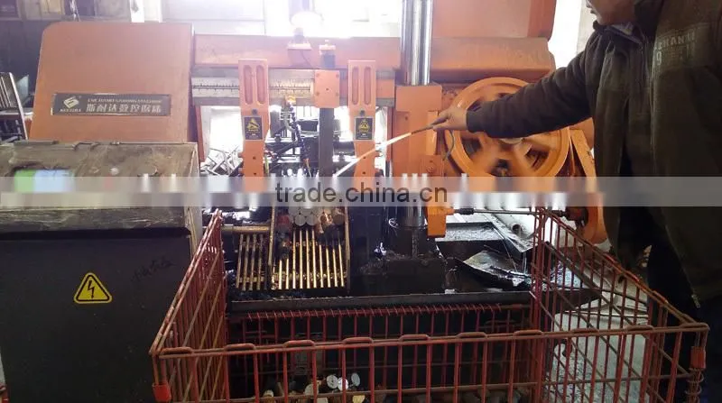 Heavy duty type bench vice (stationary with anvil) 83 series