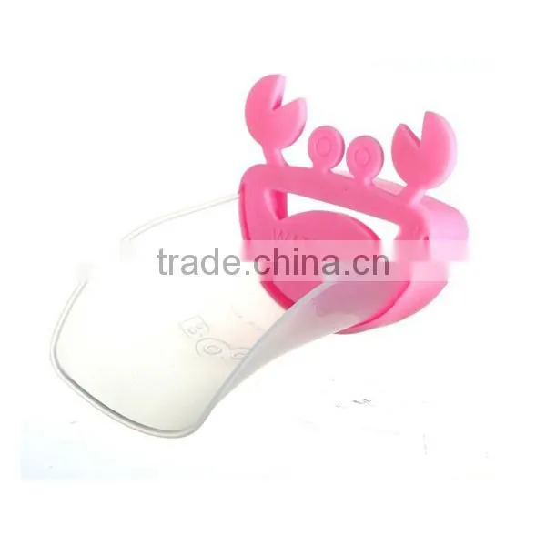 Hot! New design practical kids silicone water sink strain / silicone chute