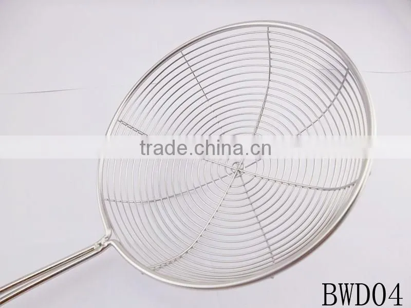 high quality 16"kitchen tools stainless steel stainer for oil filter with rubber coverd handle