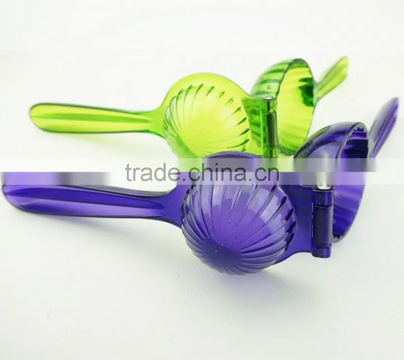 41024 Lemon and Lime Juice Squeezer