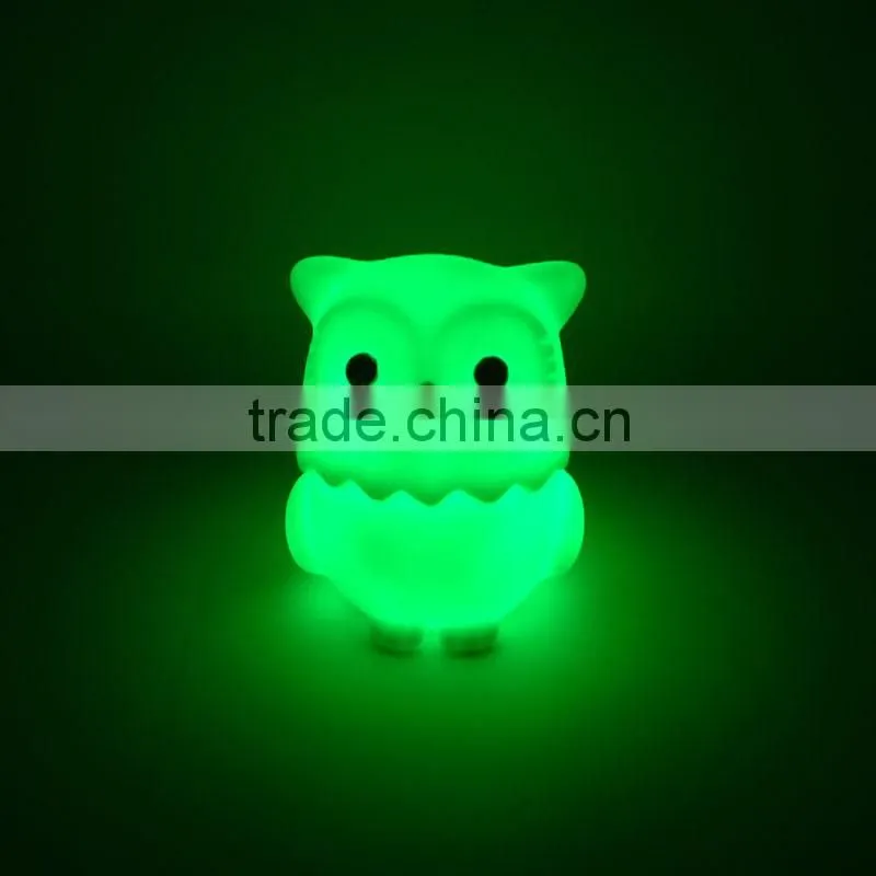 Small Size New Design Vynil Owl Anime Figure Led Light Toys