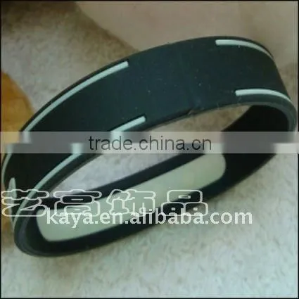 Eco-friendly custom giveaways silicon bracelet
