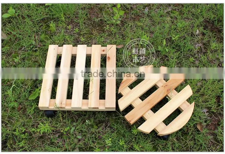 Beautiful pine wood flower pot tray with wheels