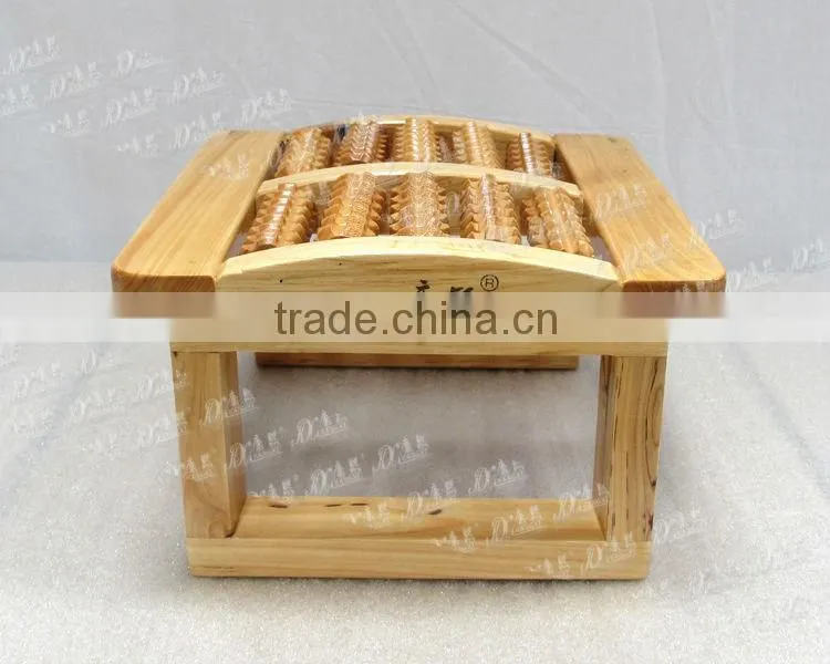 Cedar Wooden foot massager christmas promote best selling