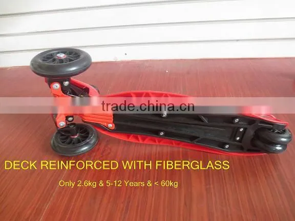 maxi scooters with four wheels