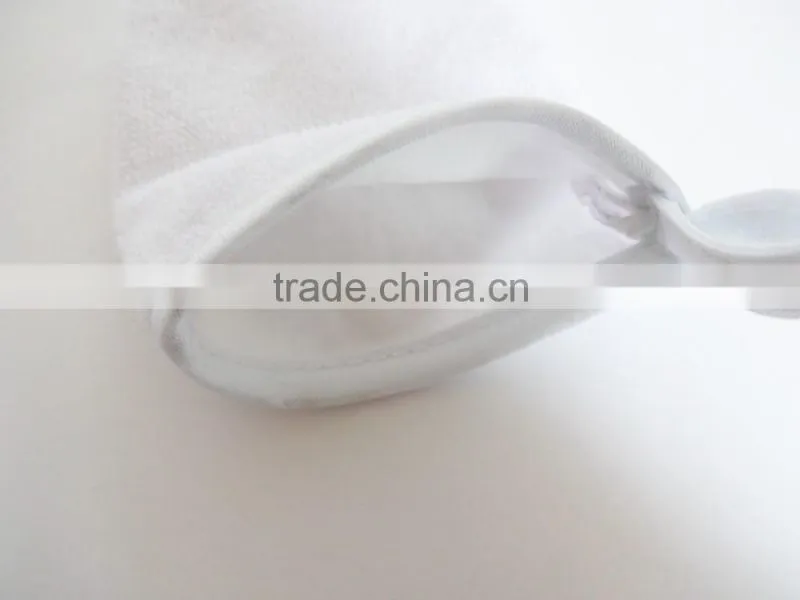 100% Natural facial sponge and pore cleansing face scrubber