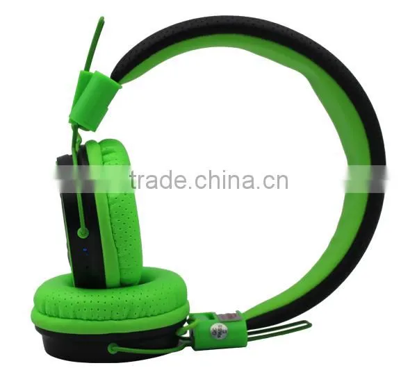 cheap wireless headphones bluetooth headphones with microphone TF card Support FM Radio