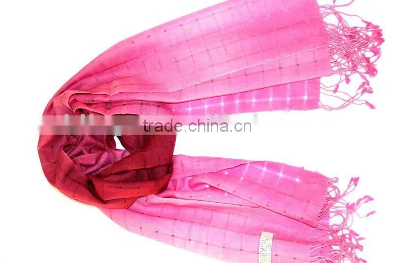 wool scarfs