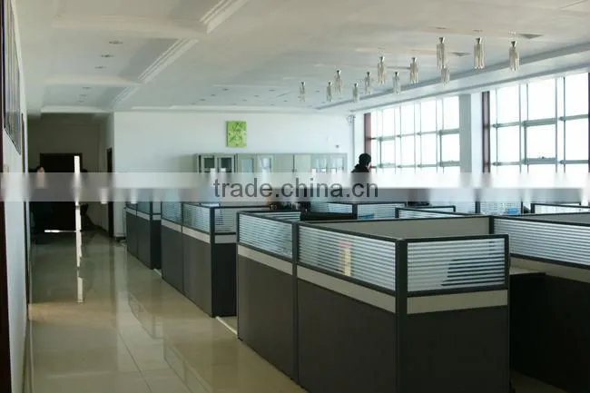 Excellent Leveling Transparent Pure Polyester Powder Coating