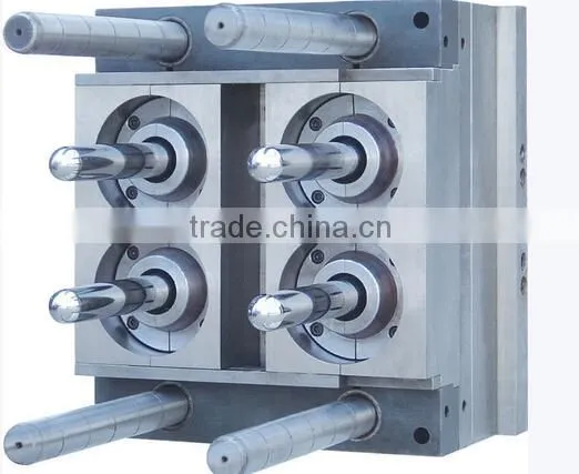 High precision plastic PET preform hot runner mold