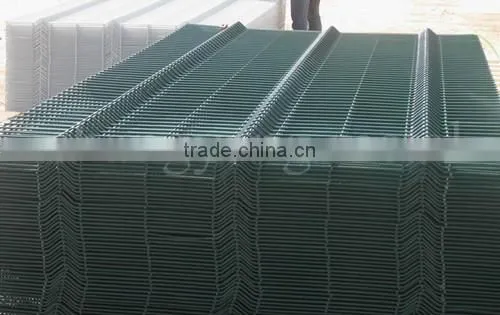 2014 hot sell PVC coated welded wire fence panels for garden fence,cheap fence