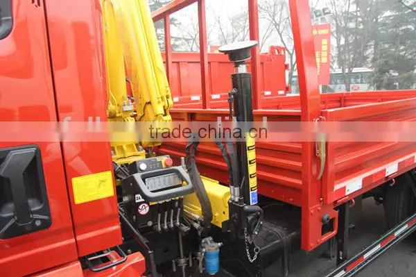 SINOTRUK howo top sales CONVENTIONAL 10TON CRANE all over the world