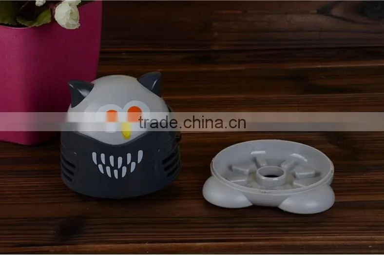 handy battery powered vacuum cleaner Owl mini desk hand vacuum cleaner