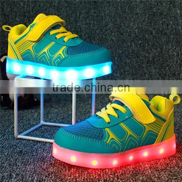 Custom Wholesale Fashion Led Light up Flashing Led Shoes
