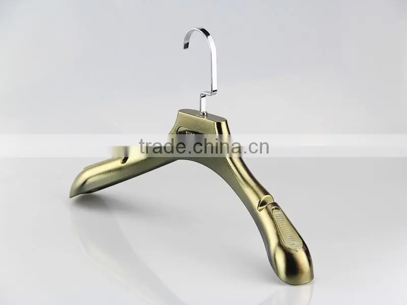 IMY-347 dark green plating colored top hanger for store