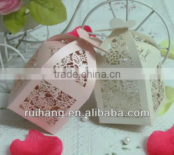 Graceful golden rhinestone wedding box