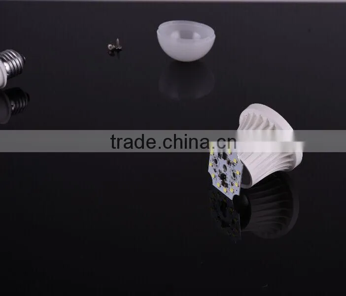 Hot Sale 9W Led E27 B22 Energy Saving Lamp 900lm WW DW CW Led Bulb