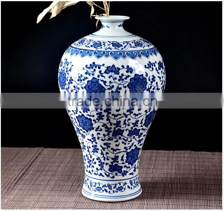 Jingdezhen China antique blue and white custom made flower vase for wholesale