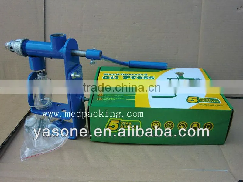 HOT selling Home Mini Hand Operated Small Olive Oil Press homemade oil press cashew oil screw press B02