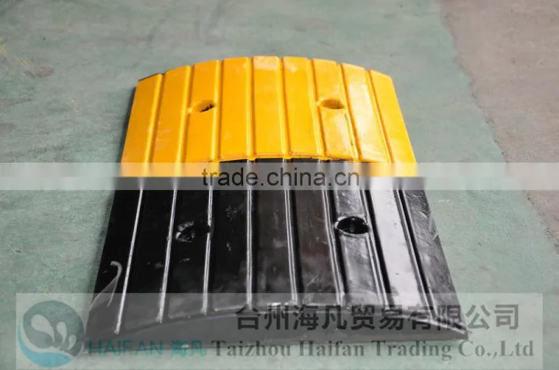 500*300*40mm New Products rubber speed bump for Crossroads /High quality hot sell rubber speed bump used in Intersection