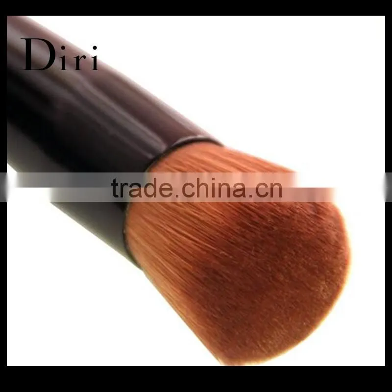 Pro beauty stylish foundation brush in cosmetic puff