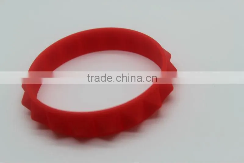 New style Amazing Silicone Fancy Bangles Models