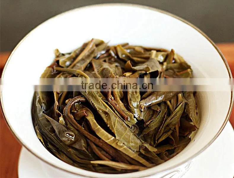 Handmade Raw puerh black tea Strengthen immunity Puer cake