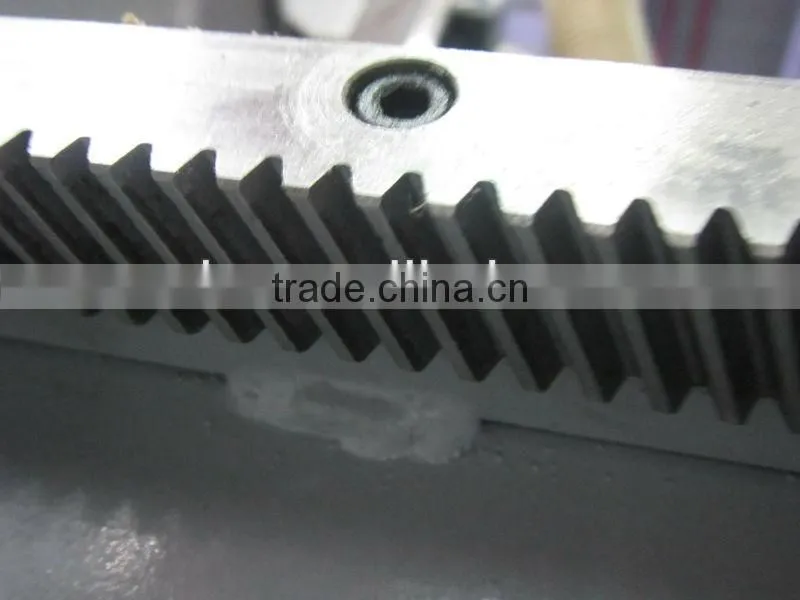 Anhui hefei SUDA woodworking cnc router with auto tools changer